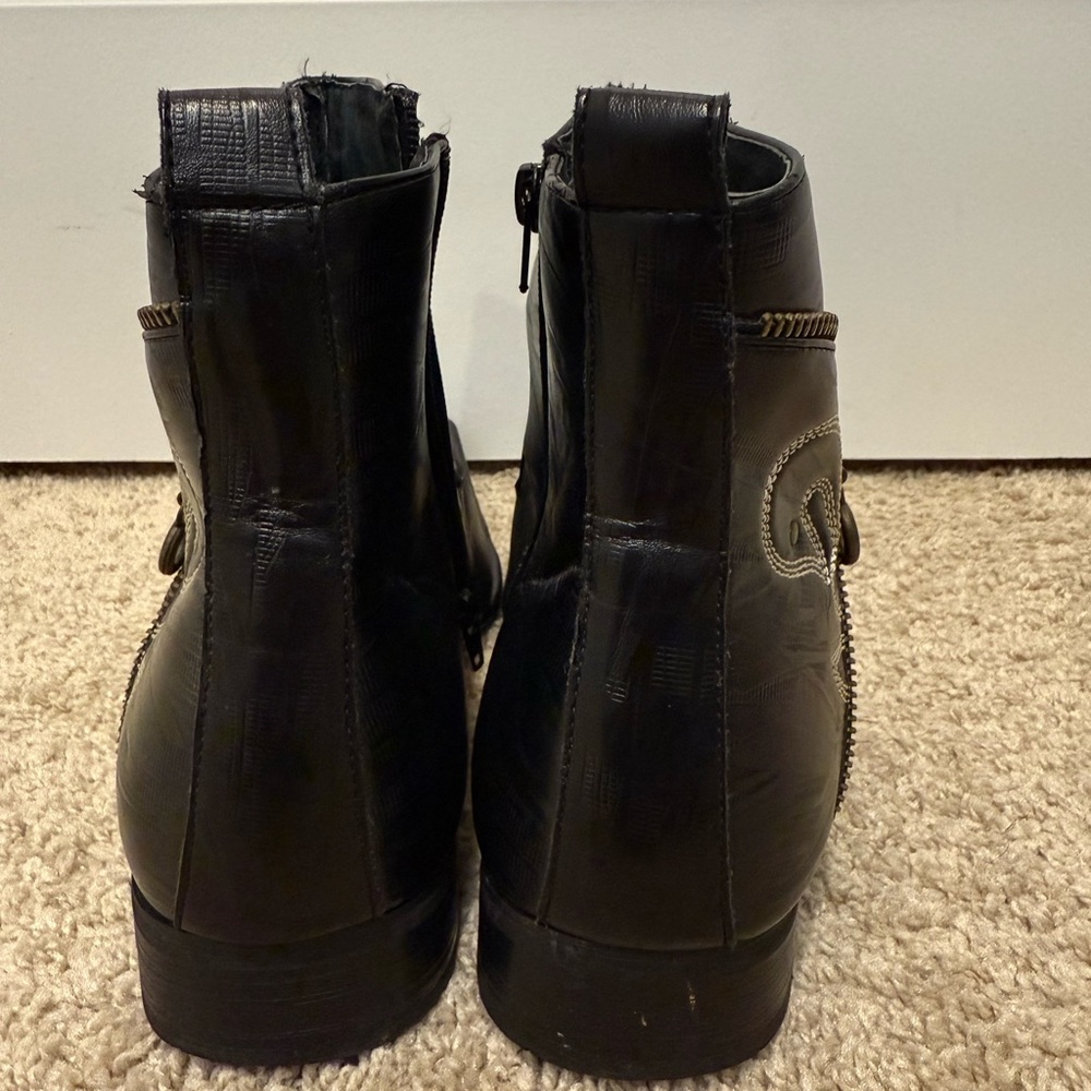Black Leather Delli Aldo Western Ankle Boots - Picture 5 of 8